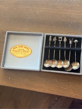 Sakai Silver Smiths Limited Silver Decorative Spoon Set - Silver